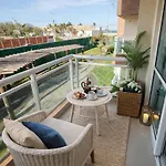 Apartamento Vgfun215- 1 Quarto- 1wc- Pe Na Areia - Vista Mar - Do Futuro Fortaleza (Ceara)