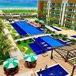 Vgfun215- 1 Quarto- 1wc- Pe Na Areia - Vista Mar - Do Futuro * Fortaleza (Ceara)